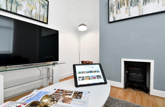 Xclusive Living Stay near Airport & NEC, The Whitecroft
