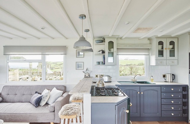 Y Caban - The Cabin, with stunning views and hot tub