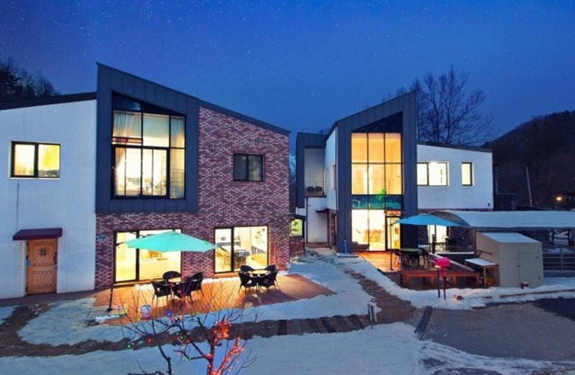 Yangpyeong Pension ABC Pool Villa