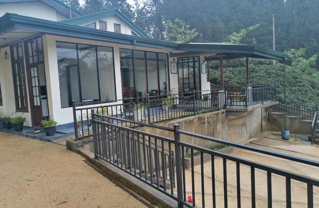 Yara Plantation Bungalow Adams peak Maskeliya