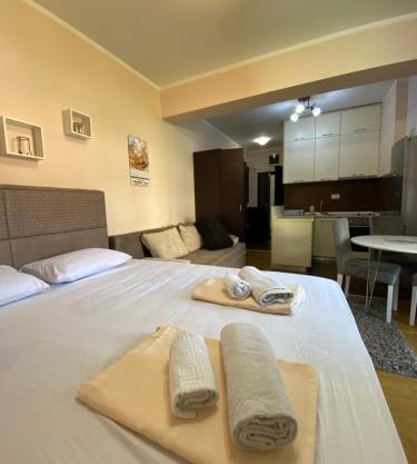 Yasmin studio apartment