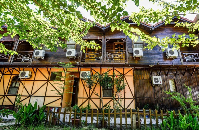 YAVUZ MOTEL ADRASAN