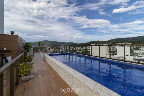 YHD - Condominium with pool near UFSC Located in Carvoeira, this condominium is an excellent choi