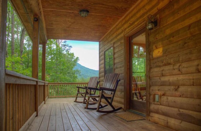 Yonah View Lodge | 2 BR Cabin w/Spacious Decks, Hot Tub, Fire Pit, Near Helen