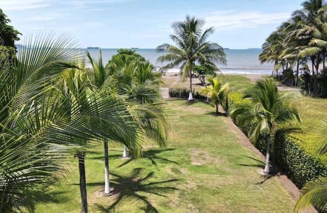 Your Costa Rica beachfront on the Pacific with pool, wifi, and more!