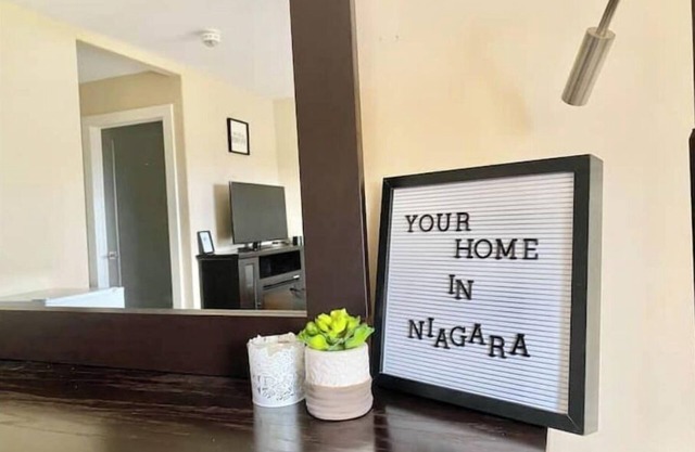 Your Hotel Room In Thorold.