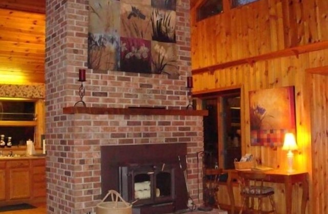 Your perfect Get-Away with lovely mountain views! "5 Star" Property!n