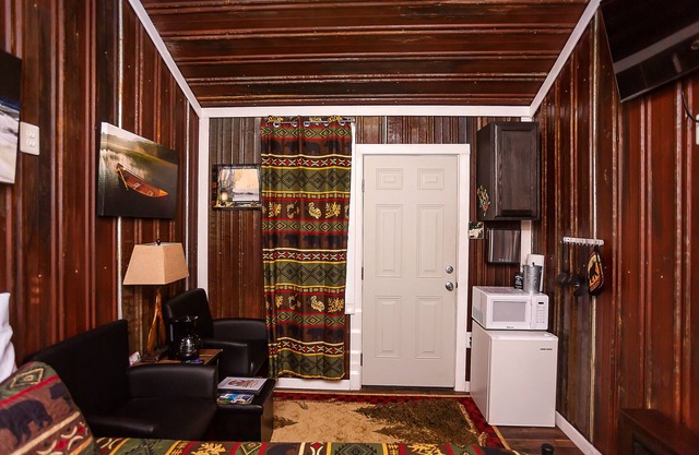 Yowie Cabin