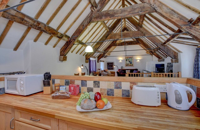 Ysgubor Newydd - Two Bedroom House, Sleeps 4
