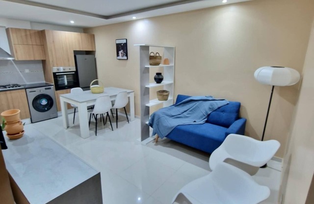 Zahma Apartments - 2 Bedroom Family Apartment