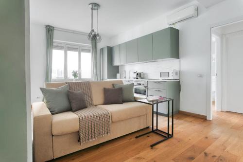 Zara Home - Central Station - 10' Duomo - San Siro