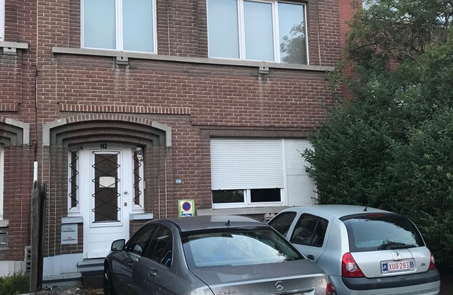 ZAVENTEM BRUSSELS AIRPORT APARTMENT 1.- 10 Mins Walk to Airport.15 Mins Citybus