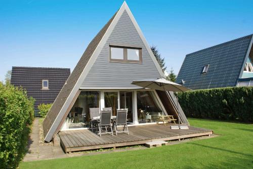 Zeltdachhaus mit W LAN Parkplatz
