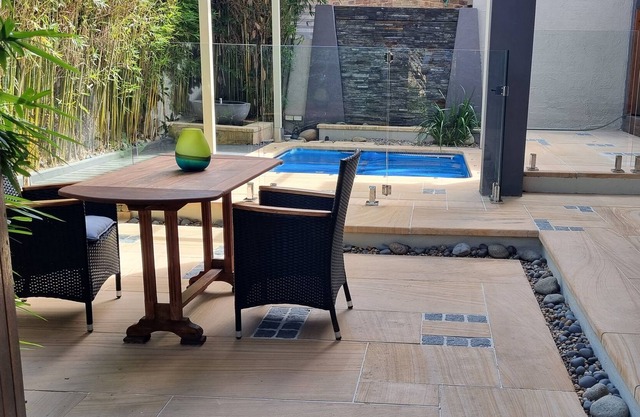 Zen Studio and courtyard with plunge pool