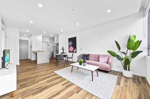 Zetland 3BR Modern Apartment Near CBD Airport