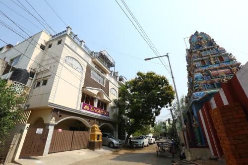 Zingle Stay Airport Hotel
