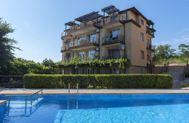 Zora Apartments