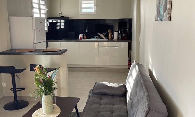 Trois-Rivieres Apartment | À 5 Minutes des Plages ! Appartement Coquet Tout Équipé