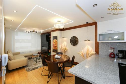 Quito Apartment | Ámbar Suite Room/lujo y confort únicos