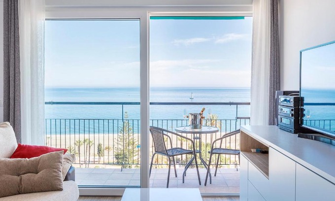 Torre del Mar Apartment | ÁTICO CON VISTAS ESPECTACULARES AL MAR