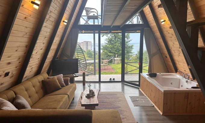 Pazar Hotel | Çiçek Bungalov