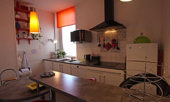 Epinal House | Élégant Appart T3 à Épinal - Confort, Proche Gare TGV & Centre-ville - FR-1-589-92
