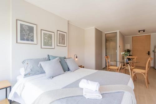 Nunoa Apartment | Ñuñoa Oasis Chic Studio for 2 guests