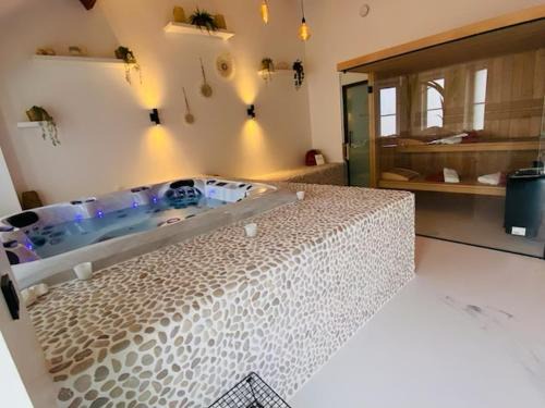 Marchin House | Ô Cinquante - Gite Wellness, Marchin