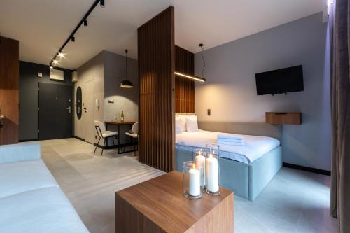 Srodmiescie Apartment | Łódź Narutowicza Studio - Parking, Balcony, AC - by Rentujemy