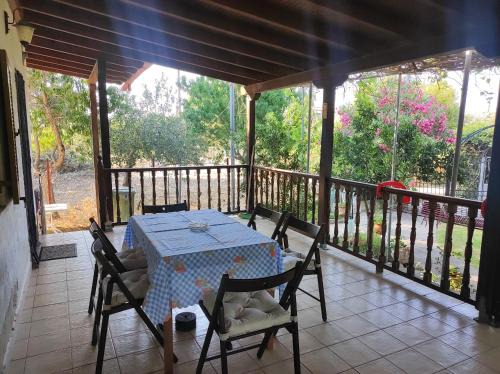 Toroni House | Μικρός Παράδεισος - Little Paradise
