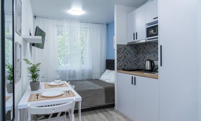 Svyatoshyns'kyi District Apartment | Апартаменти MYFREEDOM поруч із метро Святошин