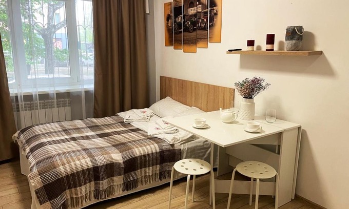 Svyatoshyns'kyi District Apartment | Апартаменти MYFREEDOM поруч із метро Академмістечко