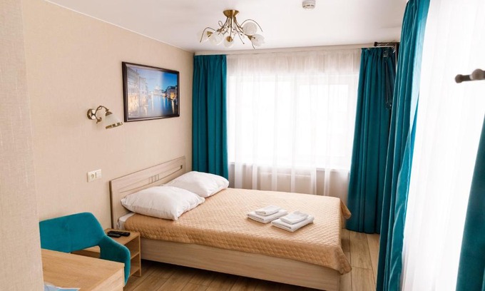Ustinovskiy Hotel | Дельфин