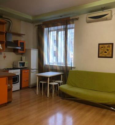 Petrovskoye Apartment | Квартира-студия на Котляра