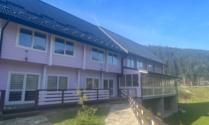 Mykulychyn House | Кольорове життя