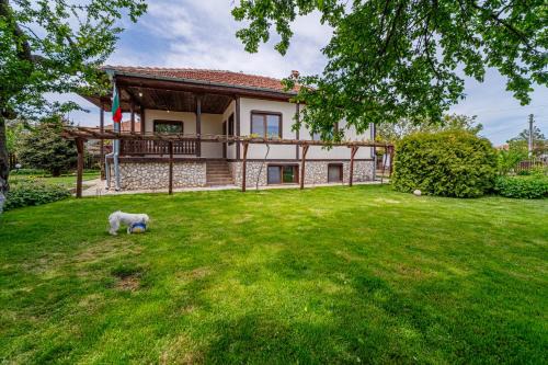 General Kantardzhievo House | Къщата с Кладенеца - с. Генерал Кантарджиево
