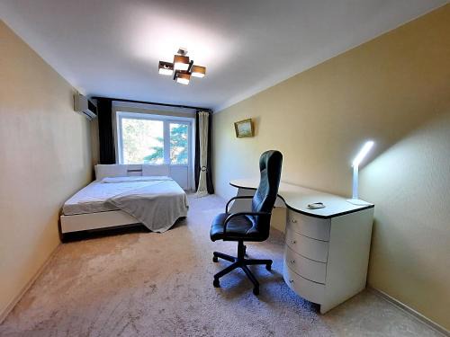 Sukhinovka Apartment | Один каштан Квартира у м Полтава Мережа Alex Apartments Документи для відряджень Безконтактне заселення 24-7
