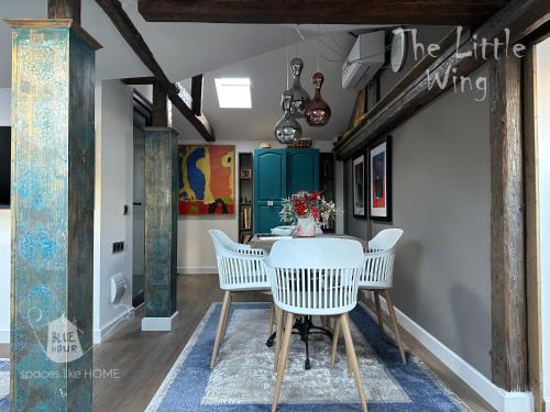 Ruse Center Apartment | Пространства за гости Синият час - апартамент Little Wing