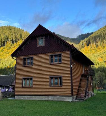 Synevyrska Polyana House | Садиба у Софійки