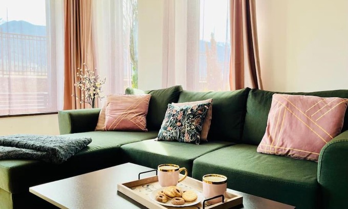Razlog Apartment | Слънчев апартамент 2 в к-с Мурите