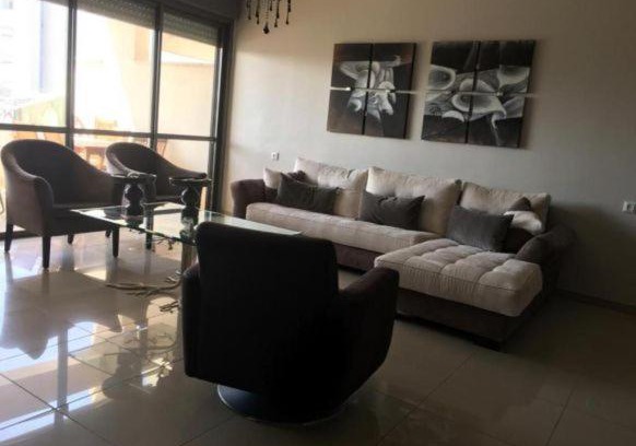 Ashdod House | С видом на Тверкую улицу