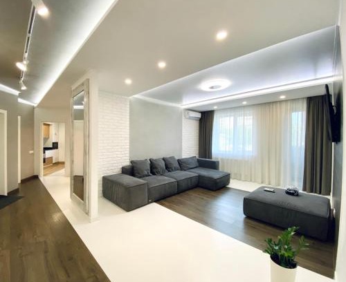 Vinnytsya Apartment | Трикімнатна SKY HOUSE Безключовий доступ!