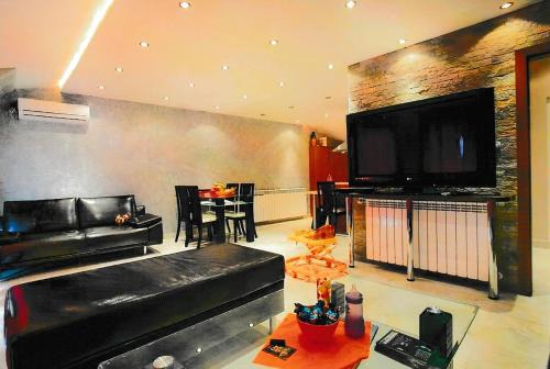 Yambol Apartment | Тристаен апартамент -УЮТ и Топлина