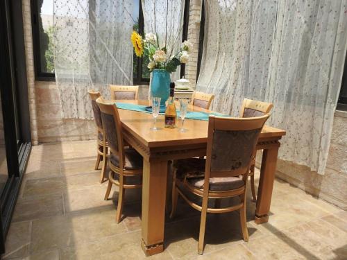 Idmit House | הים פוגש את ההר- בית בלב הגליל Sea & Mount