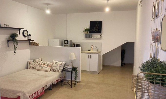 Galil Tachton Apartment | יחידת אירוח חדשה ומתוקה במצפה נטופה