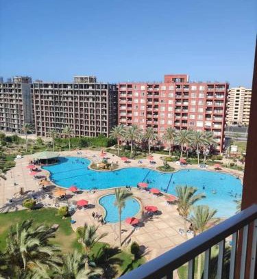 Marina El Alamein Ski Chalet | العلمين