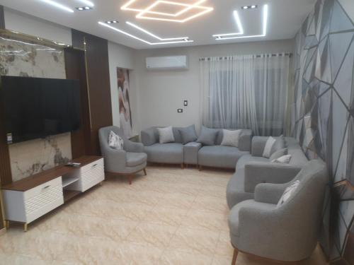 Heliopolis Apartment | تحفة الخليفة المأمون