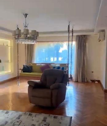 Old Cairo Apartment | شقه بكورنيش النيل