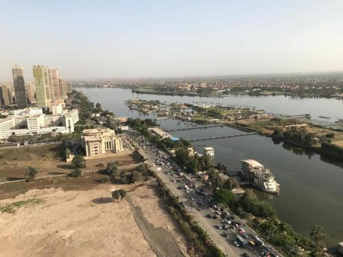 Al-Basatin Apartment | كورنيش النيل المعادي ابراج الجوهرة Nile Edge