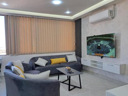 Al Jubeiha Apartment | منزل السعادة